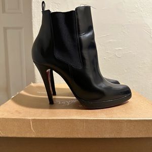 Christian Louboutin bang bang 100m